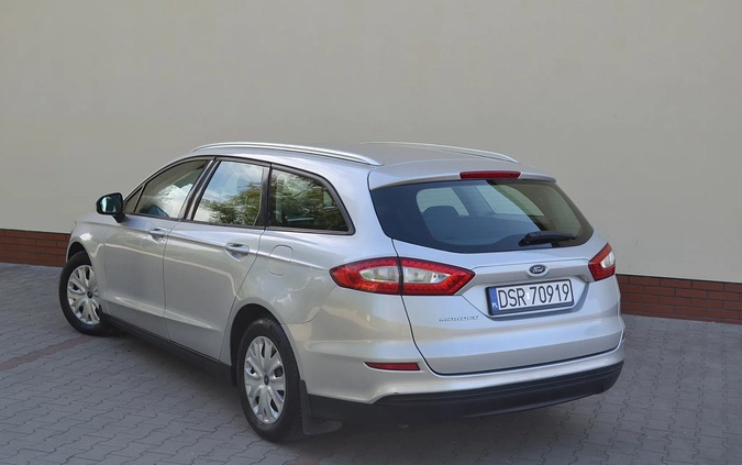 Ford Mondeo cena 39900 przebieg: 276800, rok produkcji 2015 z Szydłowiec małe 277